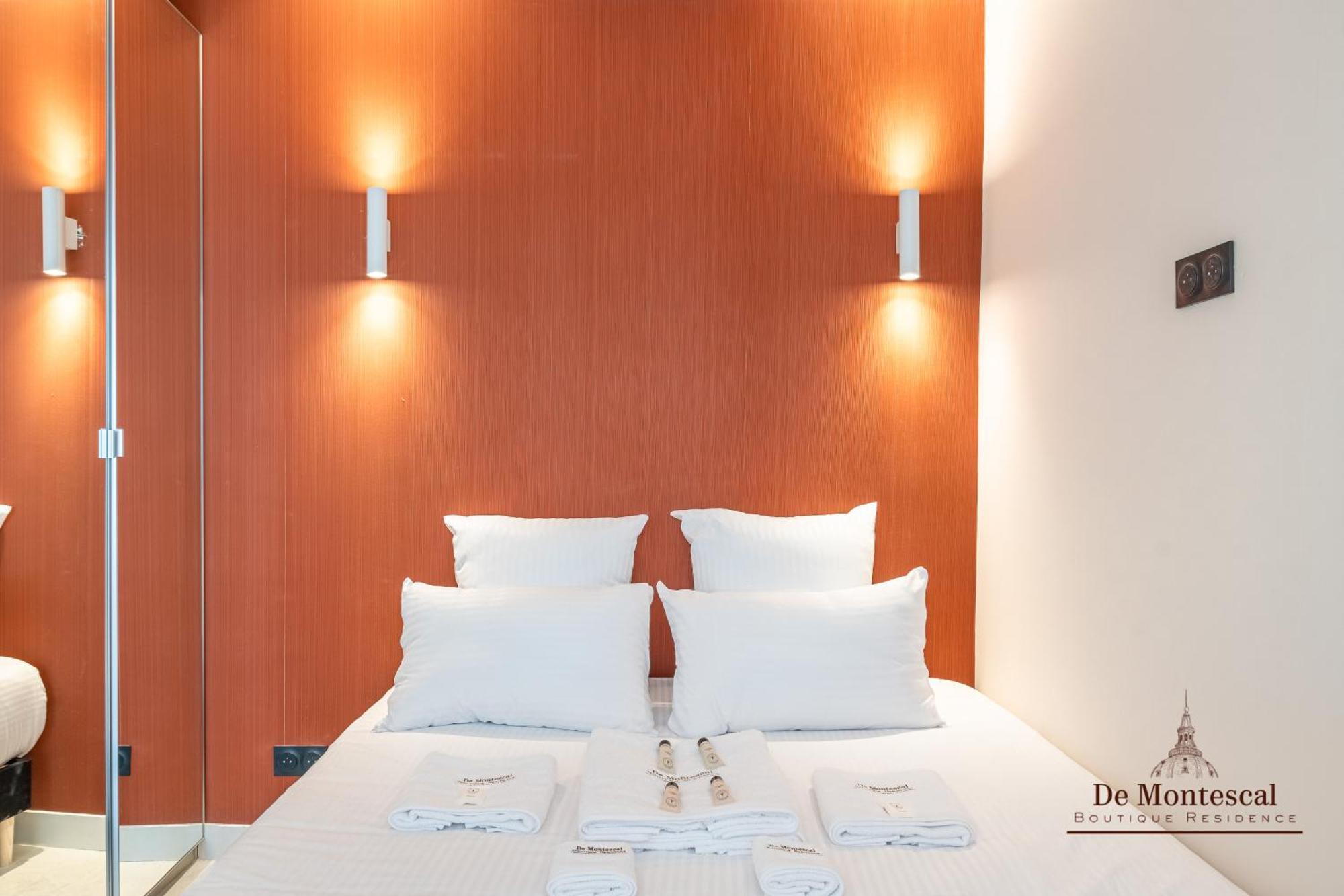 De Montescal - Hot Tub And Ac Cosy Apartment A Prime Location 40M2 Parijs Buitenkant foto