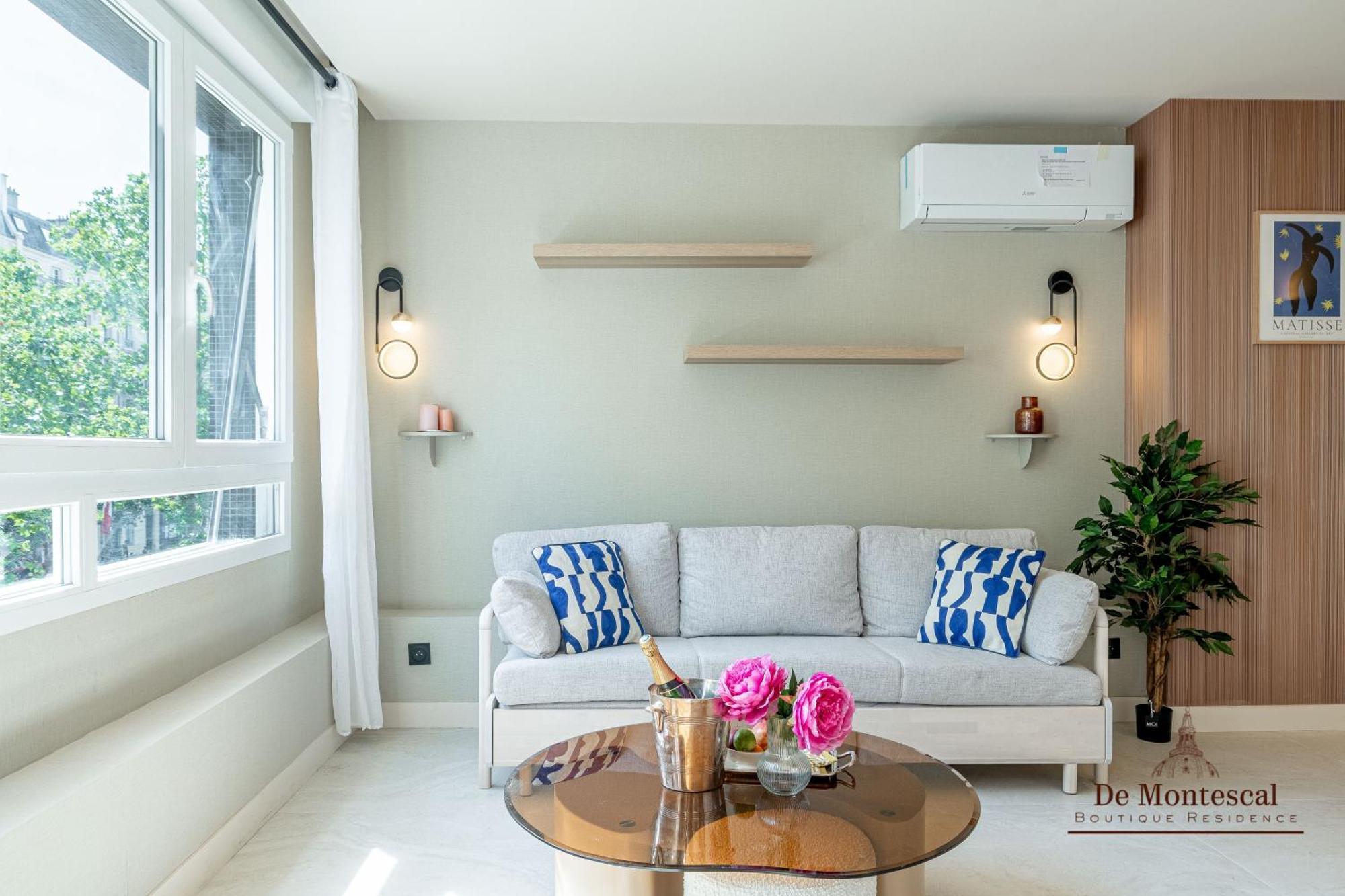 De Montescal - Hot Tub And Ac Cosy Apartment A Prime Location 40M2 Parijs Buitenkant foto
