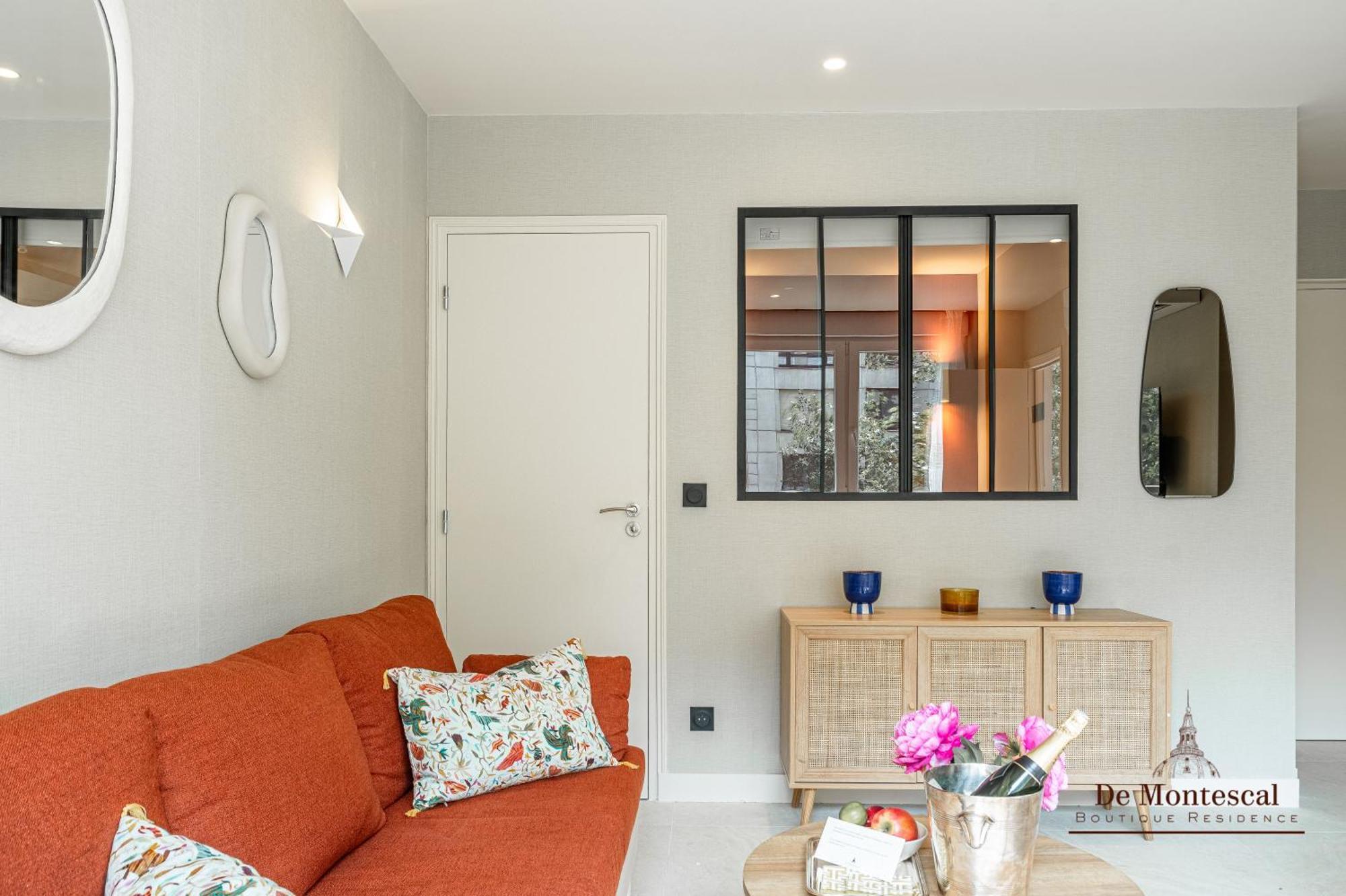 De Montescal - Hot Tub And Ac Cosy Apartment A Prime Location 40M2 Parijs Buitenkant foto