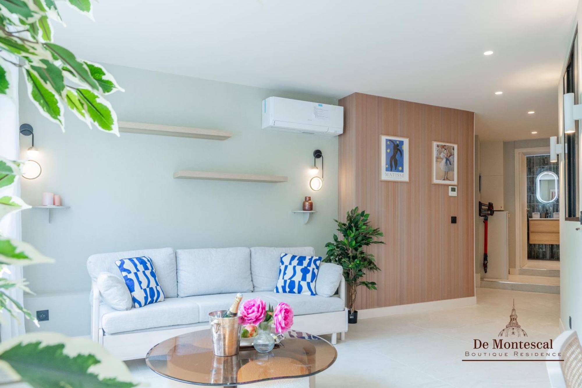 De Montescal - Hot Tub And Ac Cosy Apartment A Prime Location 40M2 Parijs Buitenkant foto