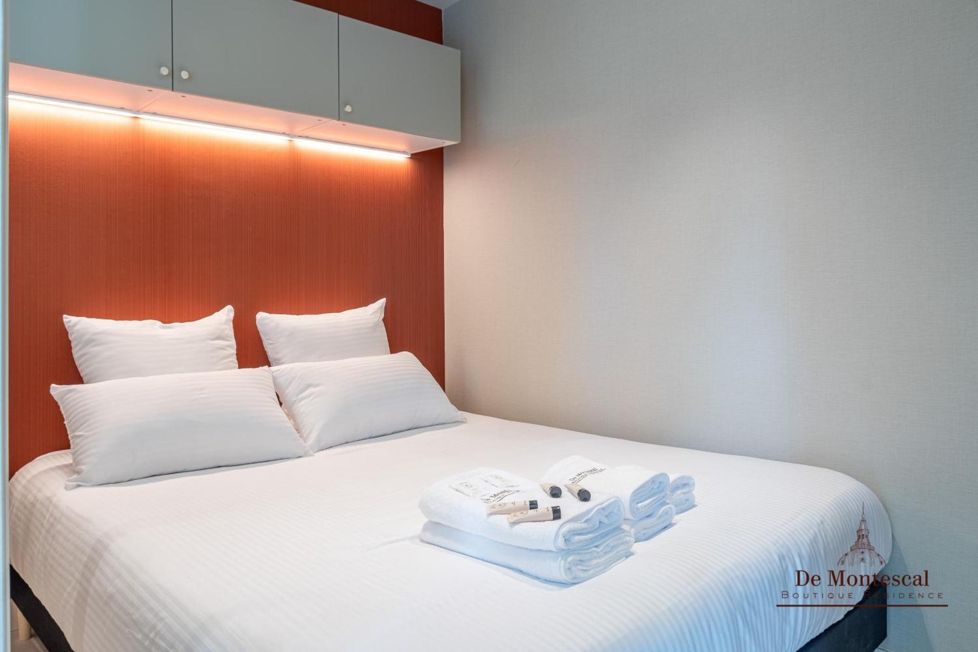 De Montescal - Hot Tub And Ac Cosy Apartment A Prime Location 40M2 Parijs Buitenkant foto