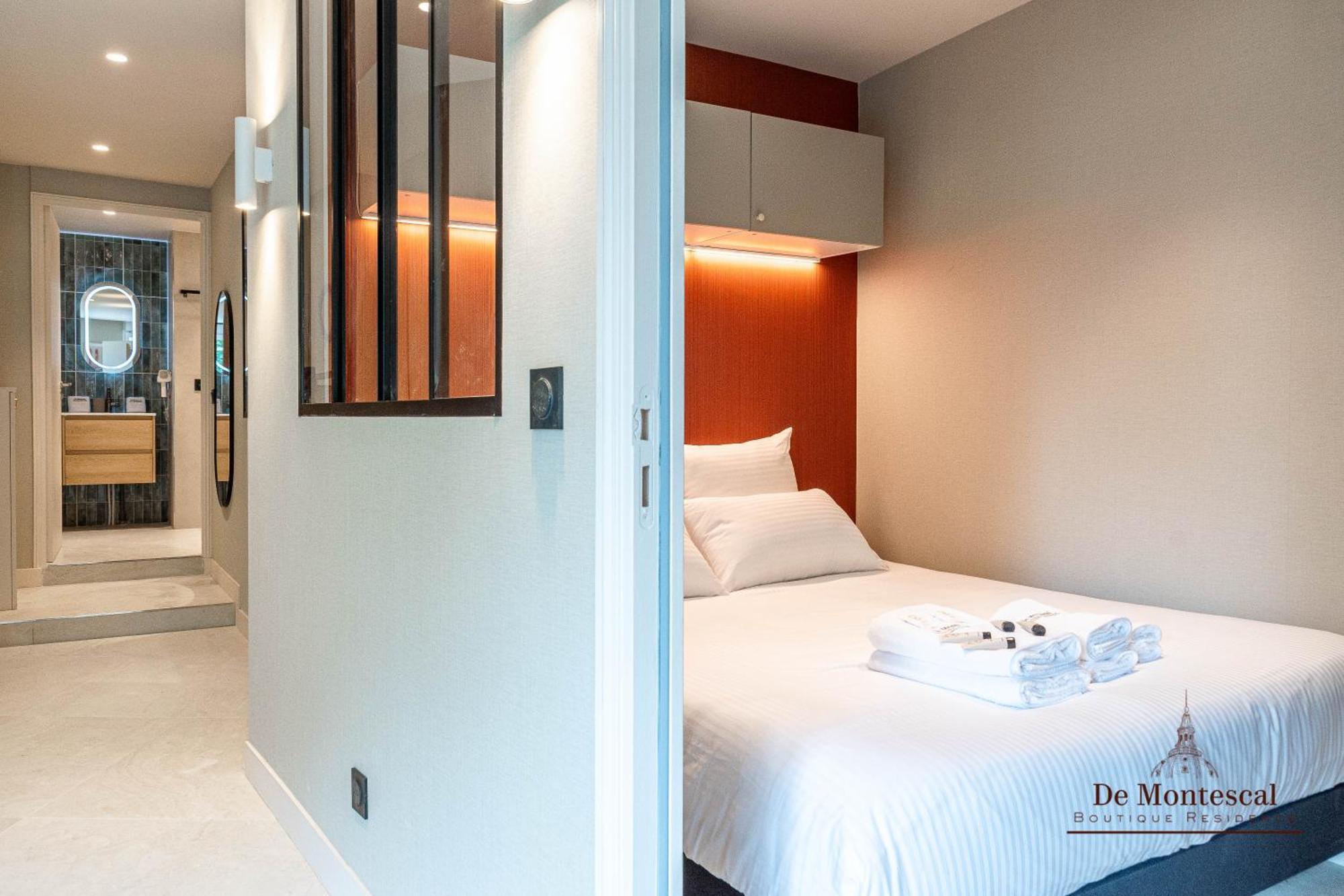 De Montescal - Hot Tub And Ac Cosy Apartment A Prime Location 40M2 Parijs Buitenkant foto